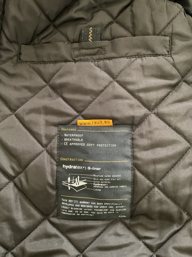 Cazadora moto encerada marca Rev'it talla L