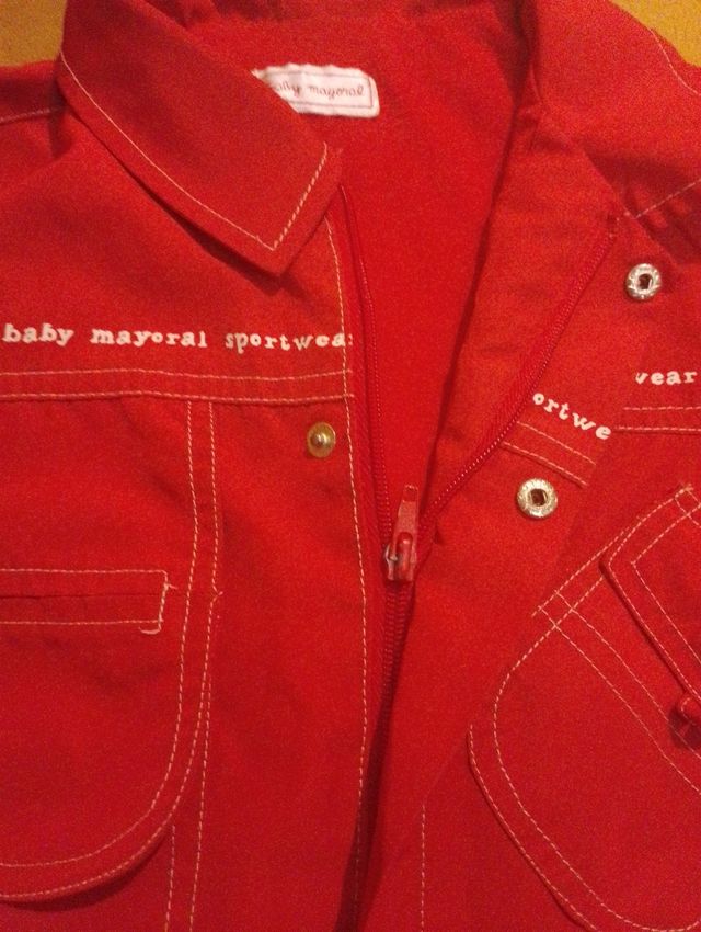 Chaquetón Mayoral impermeable forro T 12-18 meses