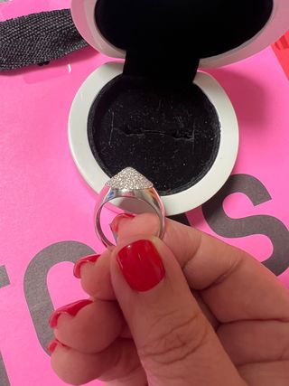 Anillo oro blanco y diamantes Tous
