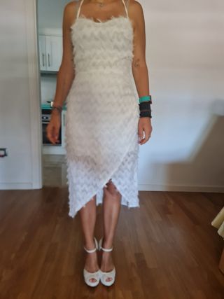 Vestido plumas blanco