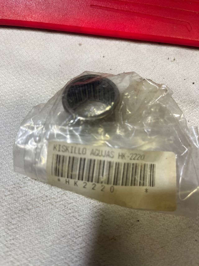 CASQUILLO AGUJAS DERBI HK-2220