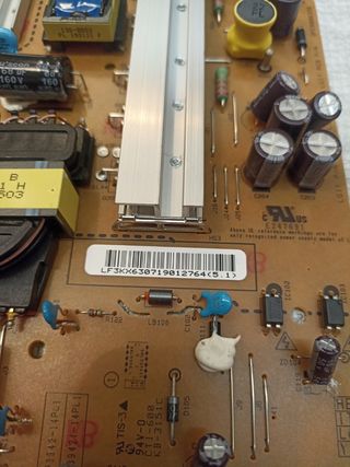 FUENTE ALIMENTACIÓN LG EAX65423701