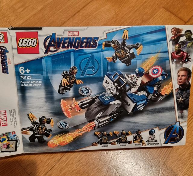 Lego Capitán América: Ataque de los Outriders