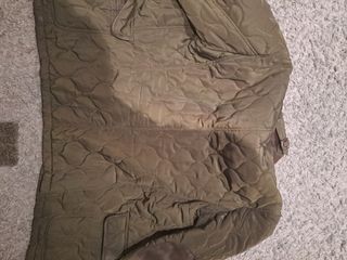 Chaquetón plumas color caqui