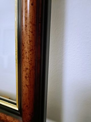 Marco de madera y dorado