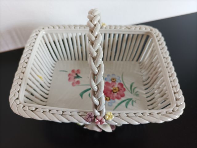 cestino in ceramica di Bassano