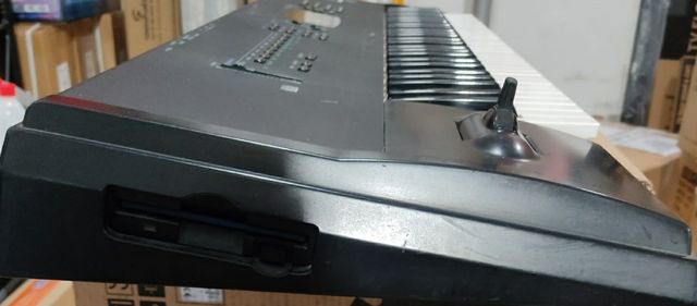 Teclado sintetizador Korg X3, 61 teclas