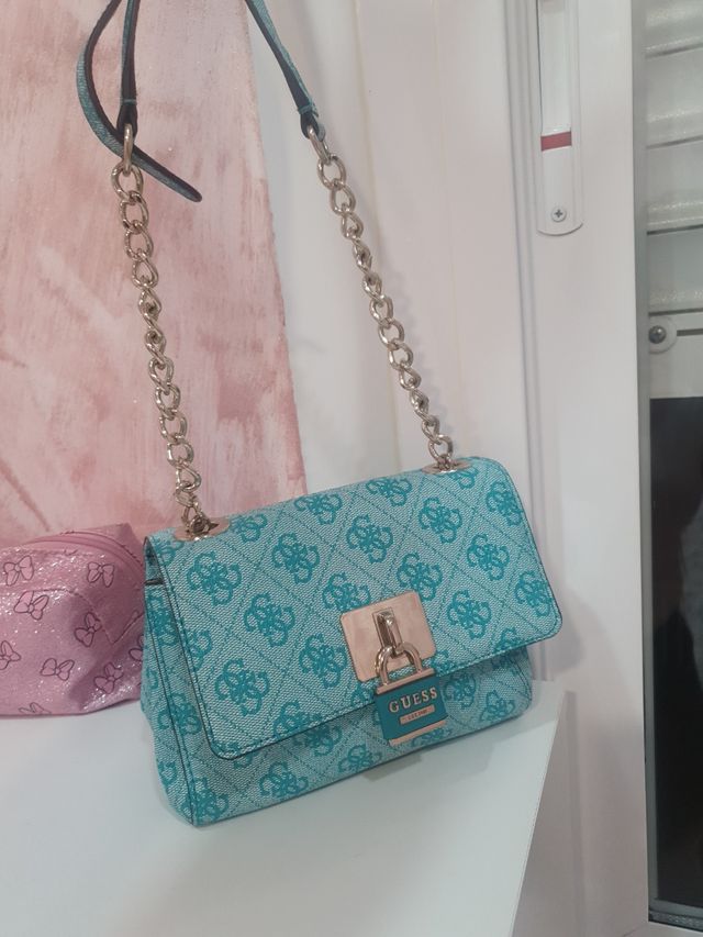 Bolso guess