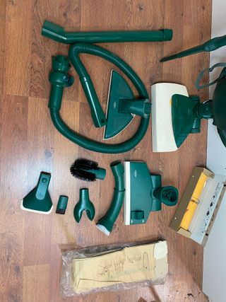 ASPIRADORA VORWERK CON TODOS SUS ACCESORIOS