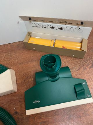 ASPIRADORA VORWERK CON TODOS SUS ACCESORIOS