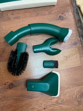 ASPIRADORA VORWERK CON TODOS SUS ACCESORIOS