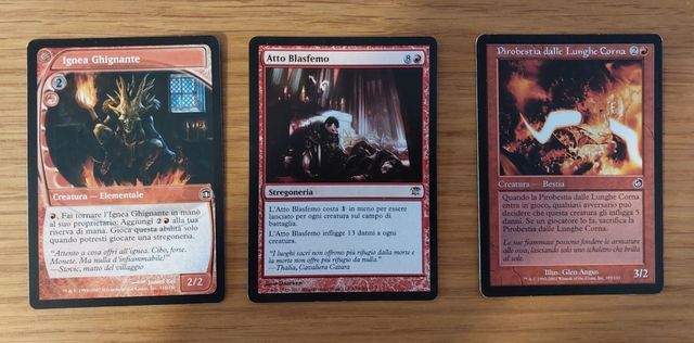 Carte da gioco di Magic rosse.