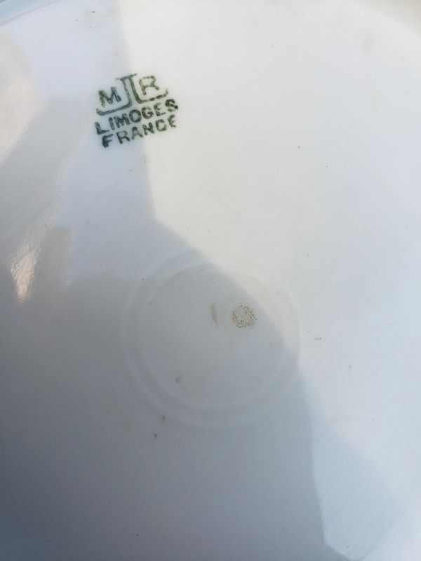 Plato antiguo decorativo Martial redon de Limoges