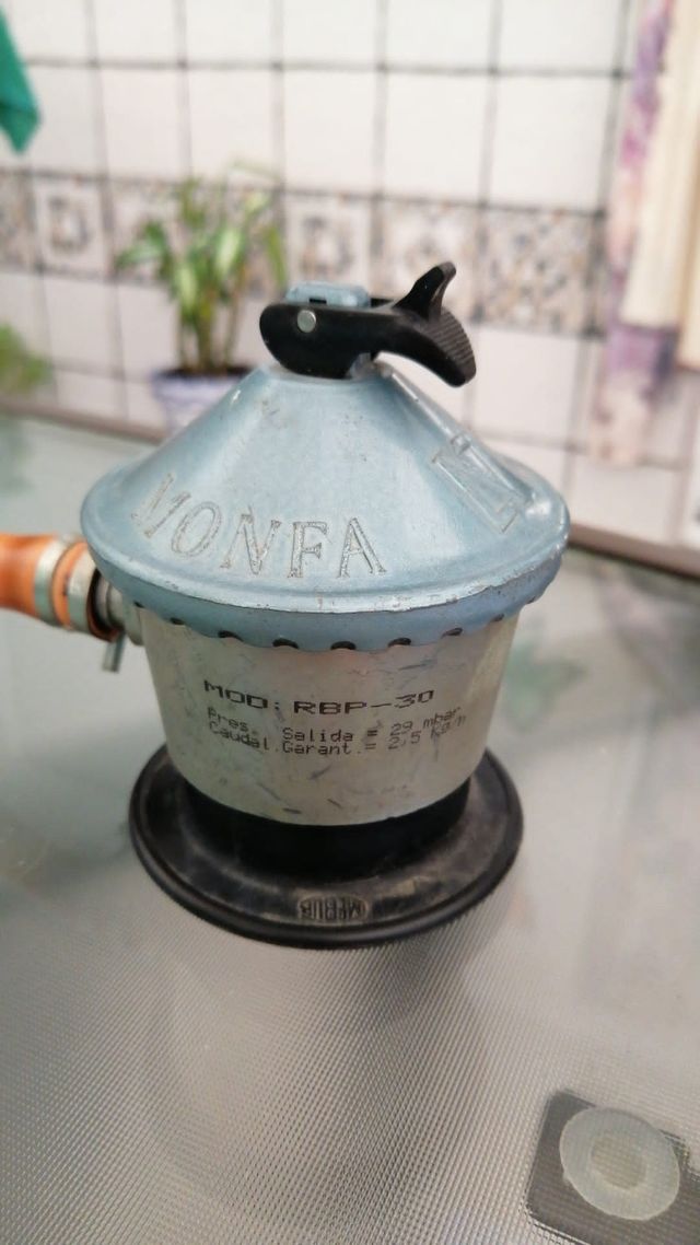 Alcachofa bombona butano