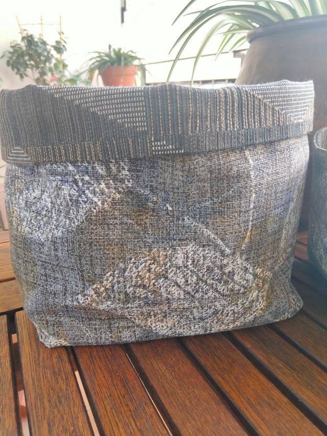 Cesta de tela reversible . Ideas para regalar