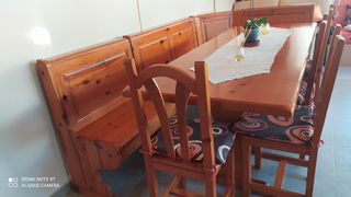 RINCONERA BANCO-BAUL MESA Y 4 SILLAS