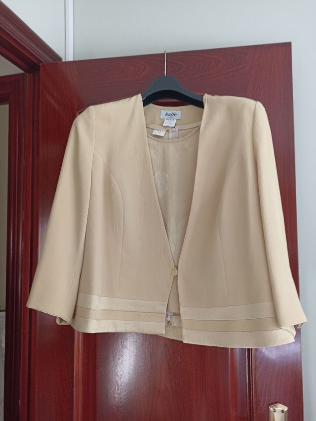 Traje de chaqueta de tres piezas