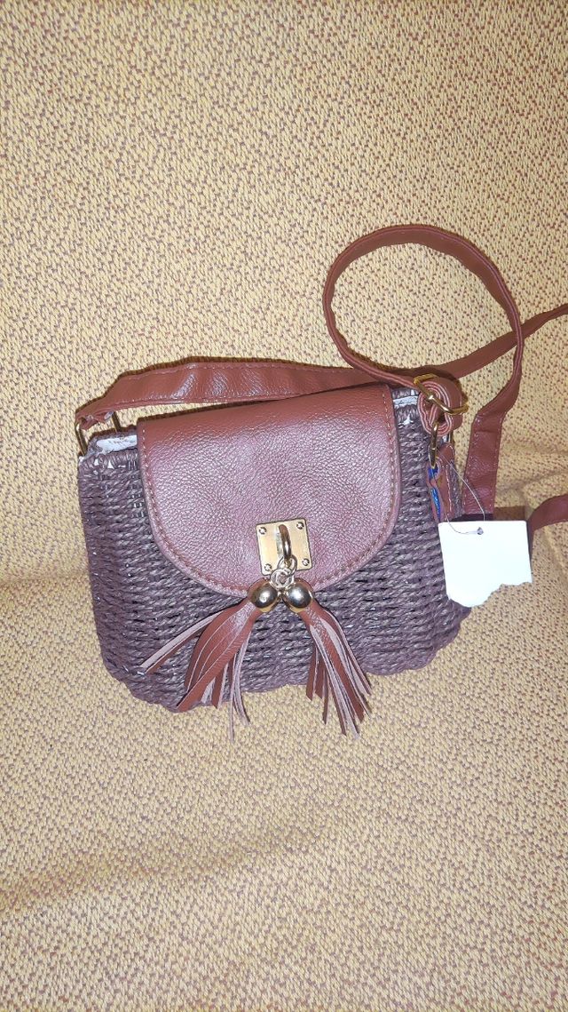 Bolso de rafia