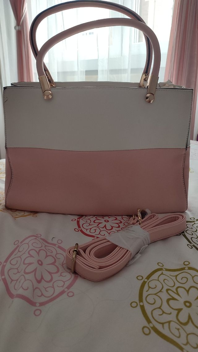 Bolso rosa y blanco