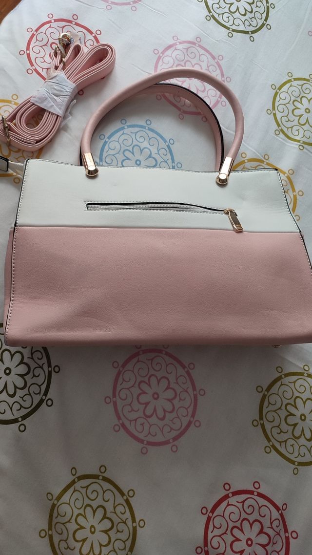 Bolso rosa y blanco