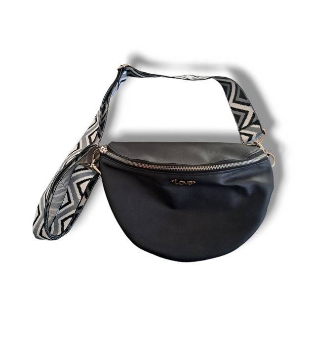 Riñonera de polipiel negra