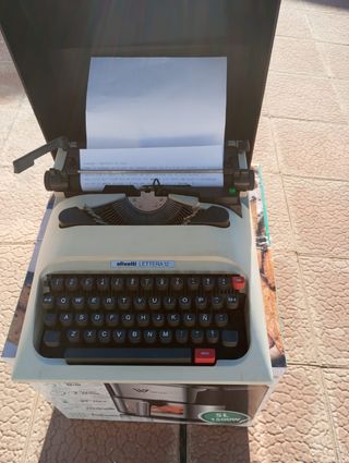 Maquina de escribir vintage
