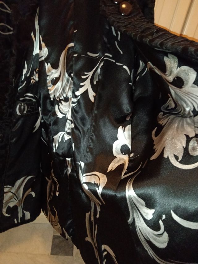 Cappottino di persiano nero