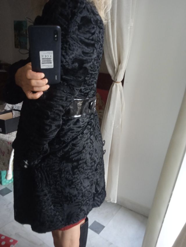 Cappottino di persiano nero