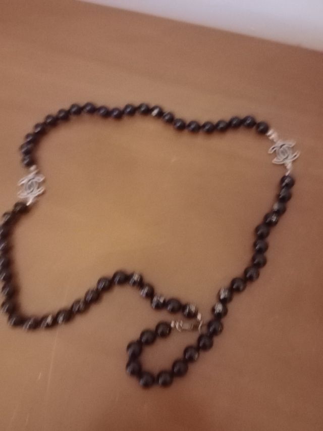 Collana di perle nere bigiotteria