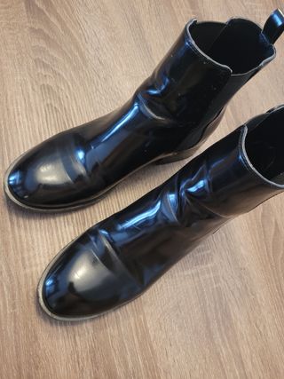 Botines negros Zara