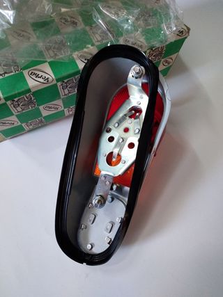 PILOTO TRASERO RENAULT 4