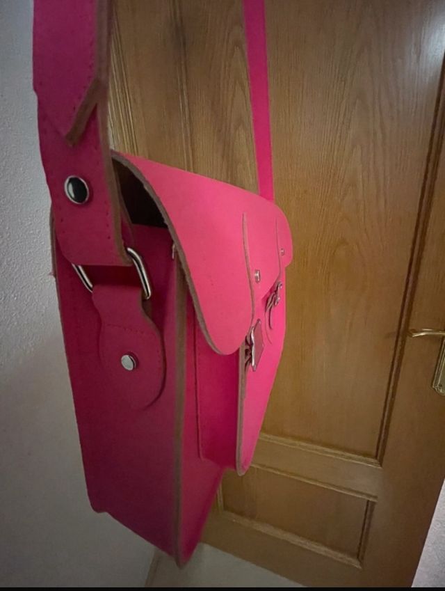 bolso fucsia