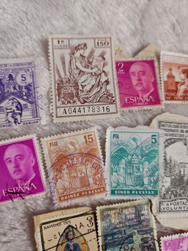 Diferentos sellos España