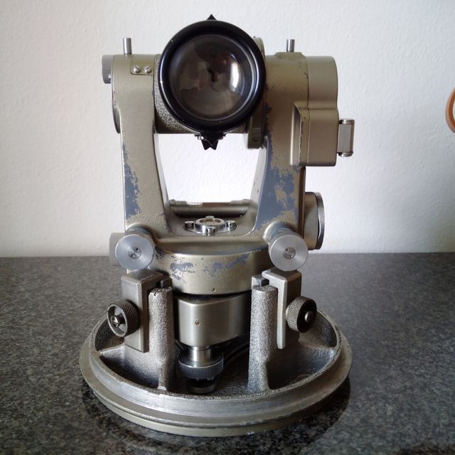 Tacheometro anni 50/60 officine galileo