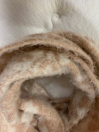 BUFANDA ,PUFF,BUEN ESTADO ,CALENTITAS