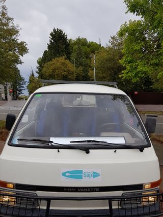 Alquiler Nissan Vanette 1991 combi-8