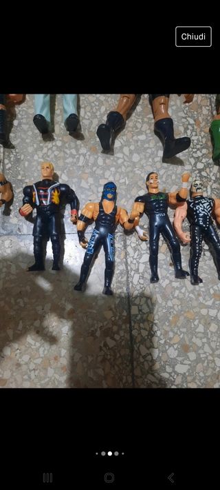 Set 17 pezzi misti e wwe