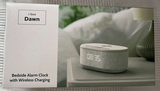 Caricatore mobile con radiosveglia