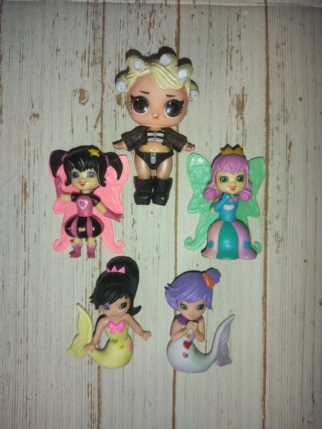 Lote de 5 muñecas Surprise y Magiki