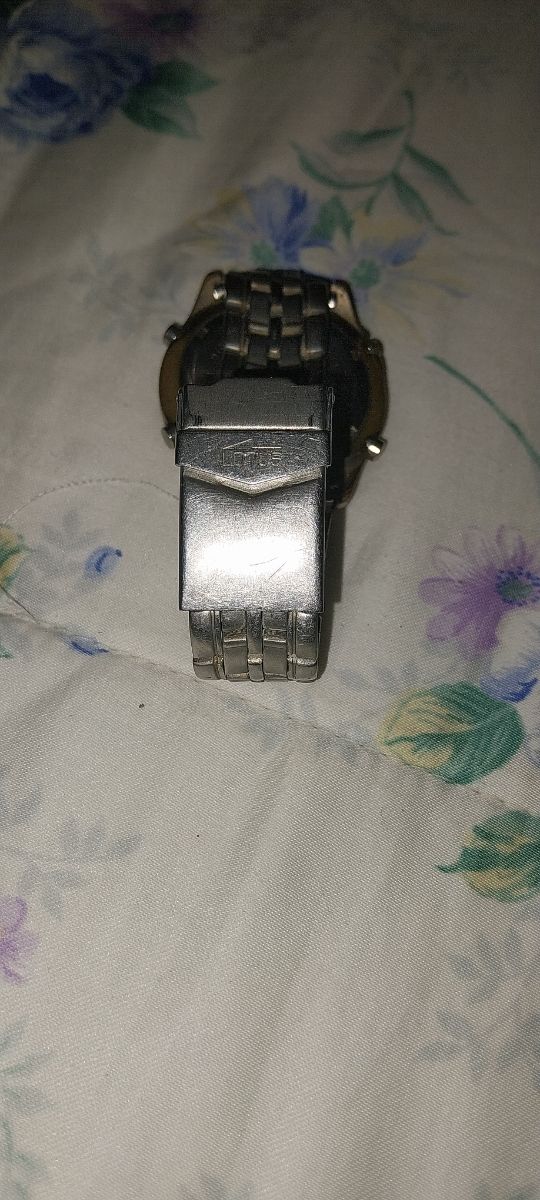 Reloj lotus titanium