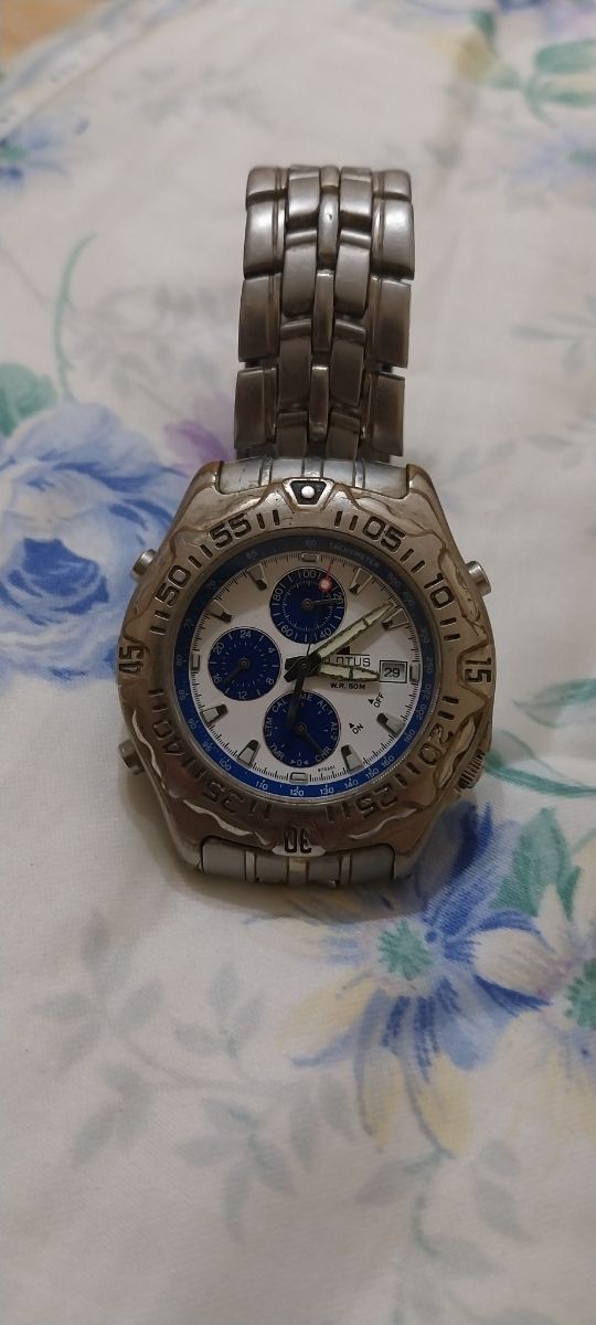 Reloj lotus titanium