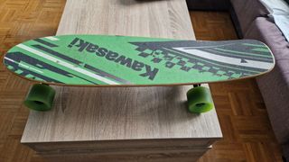 Monopatín electrónico Kawasaki