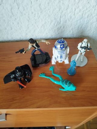 Star wars figuras varias.