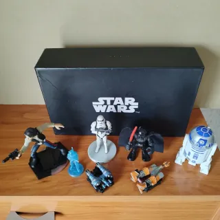 Star wars figuras varias.
