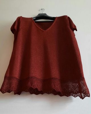 Top fiesta lurex granate en pico.  T 54.