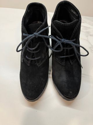 botines de ante negro Mango num 37