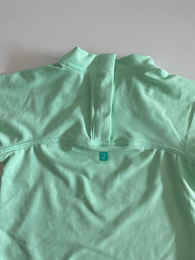 Lote camisetas protección solar, 12 meses