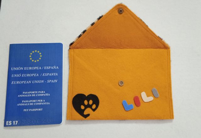 porta documentos perros