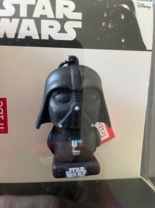 USB 32 GB flash drive