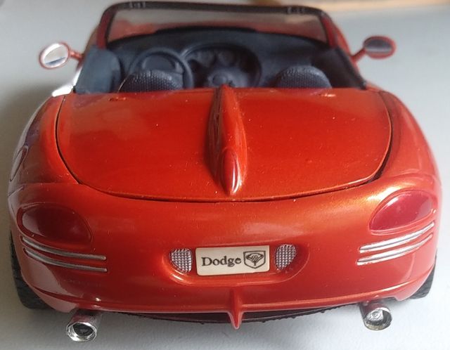 Dodge in scala 1:24
